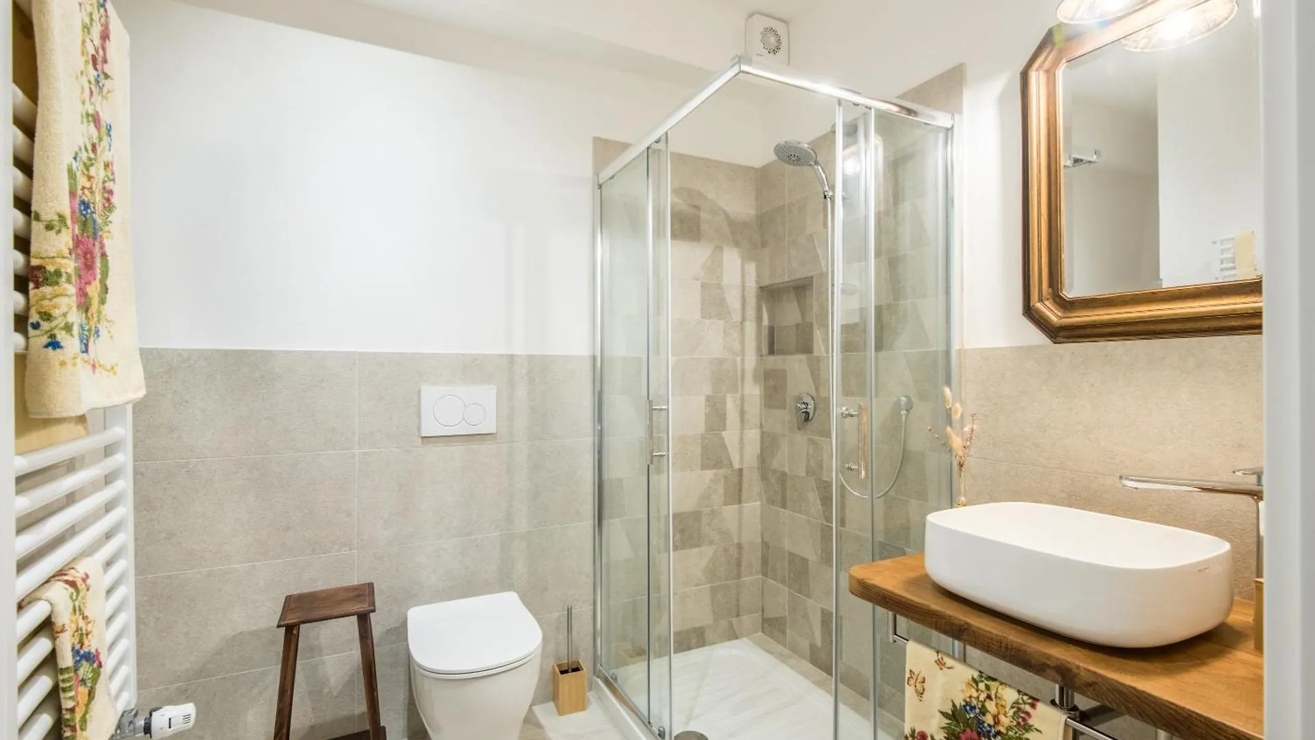 Casa Nel Cuore Di Radicondoli Apartment