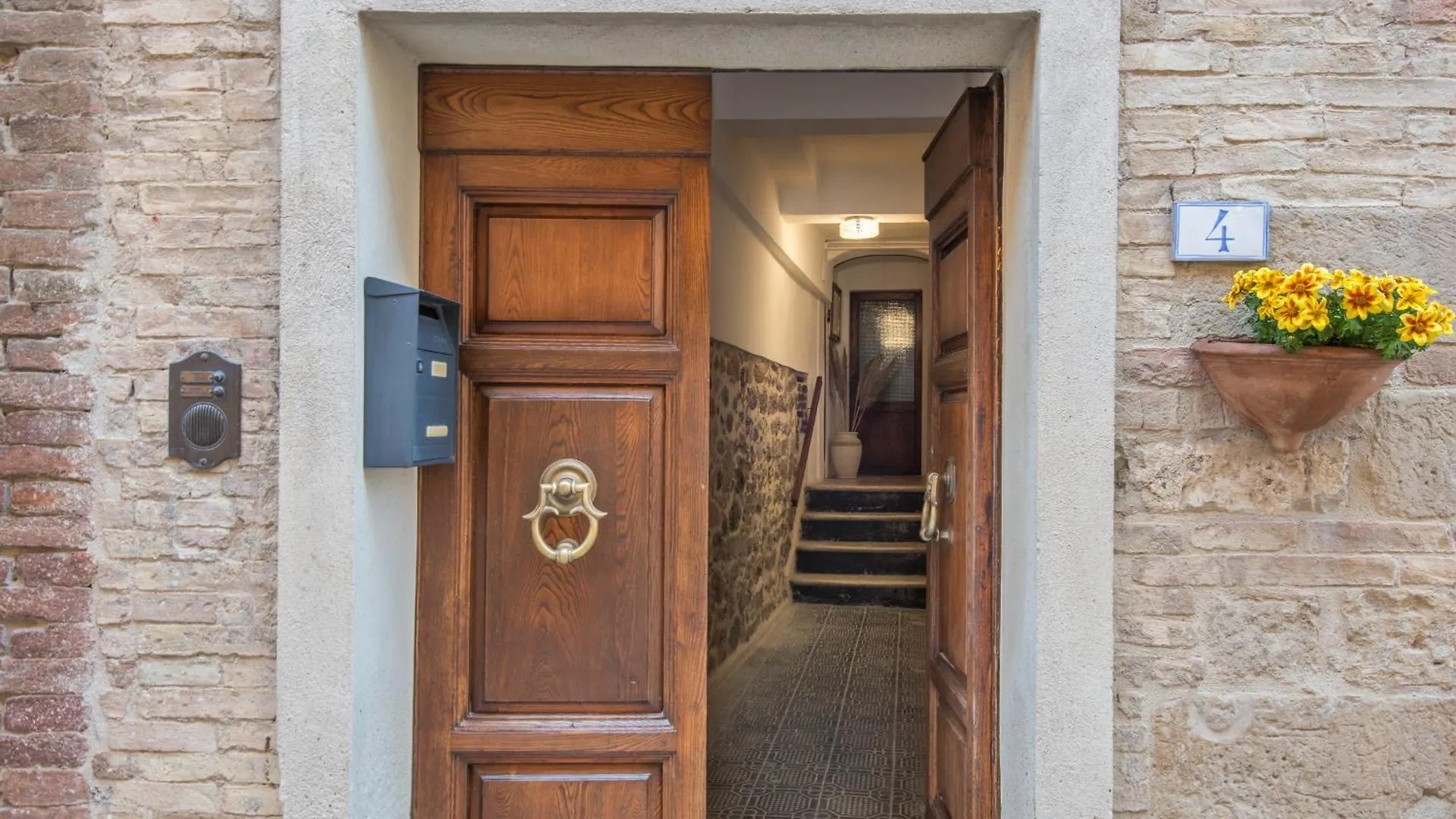 Casa Nel Cuore Di Radicondoli Apartment